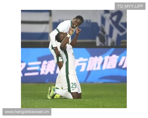 国安客场2-0三镇 法比奥头球张玉宁吊射破门 国安客场2-0三镇 法比奥头球张玉宁吊射破门